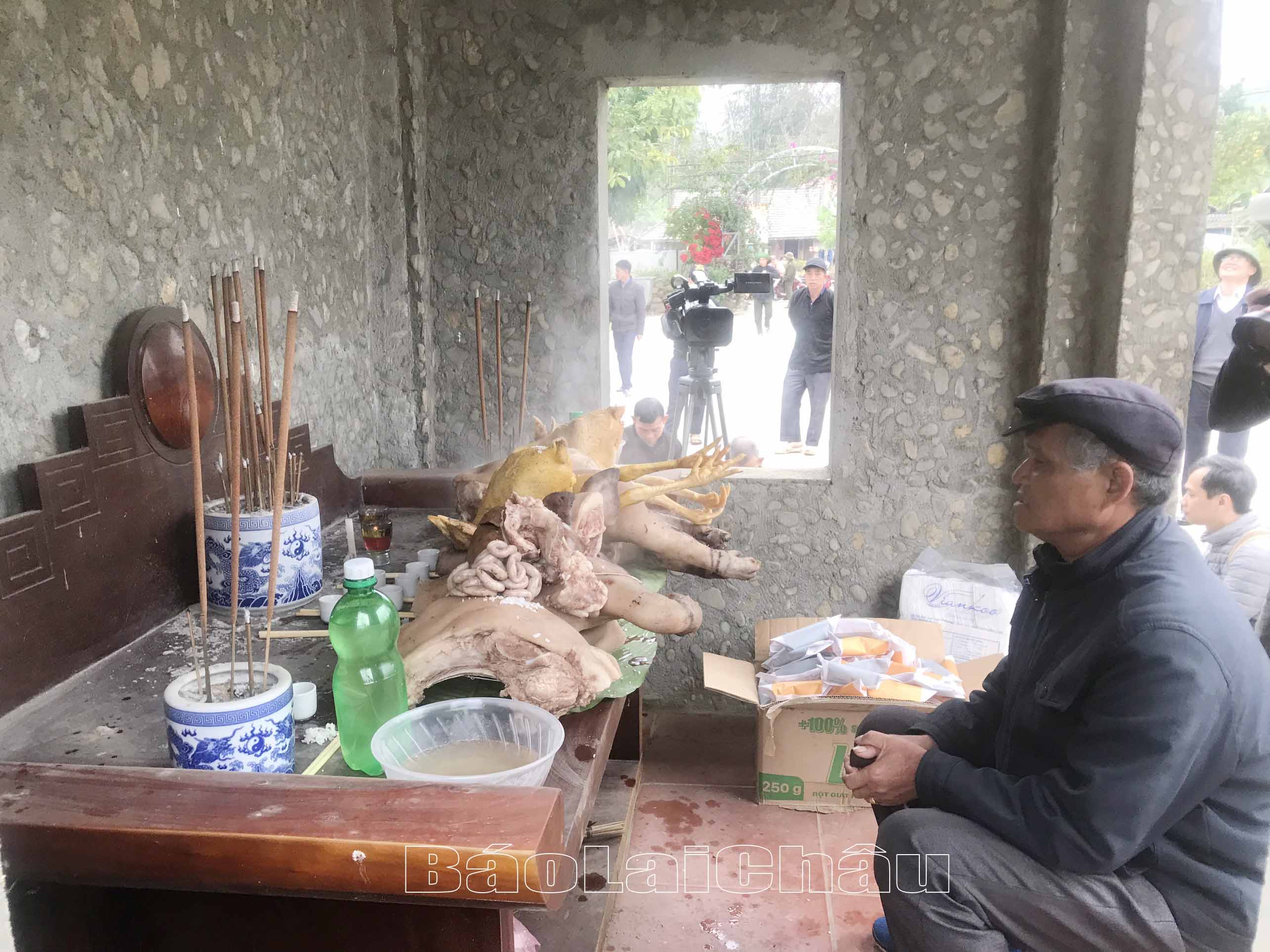 Nghi thức cúng Tủ tỉ